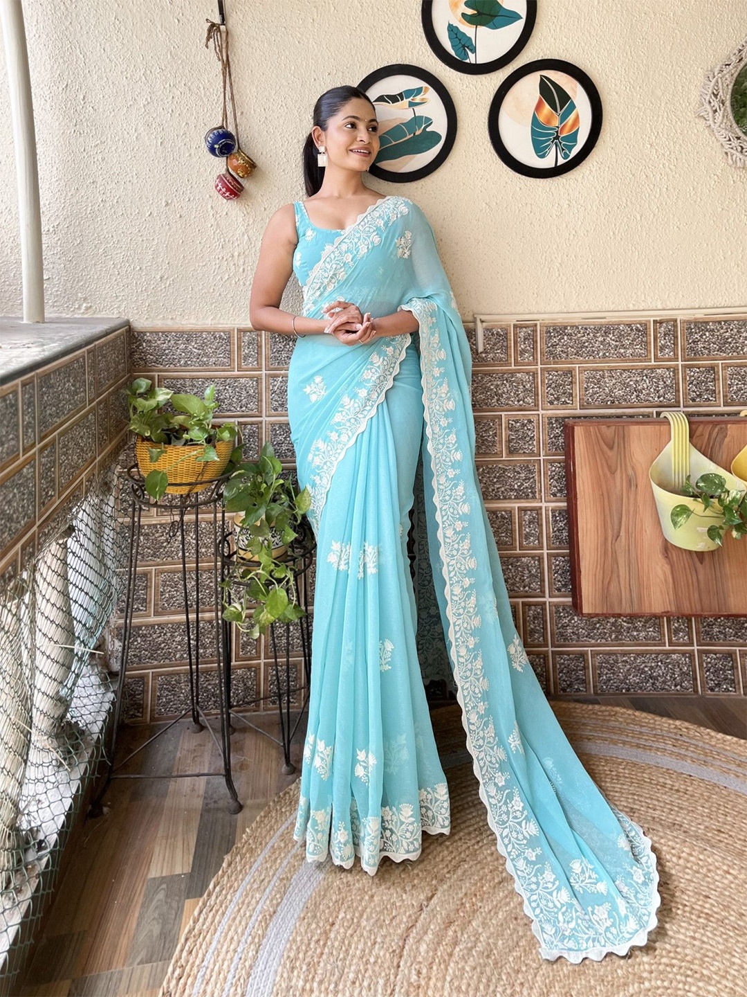 

DIVASTRI Embellished Embroidered Silk Blend Saree, Blue