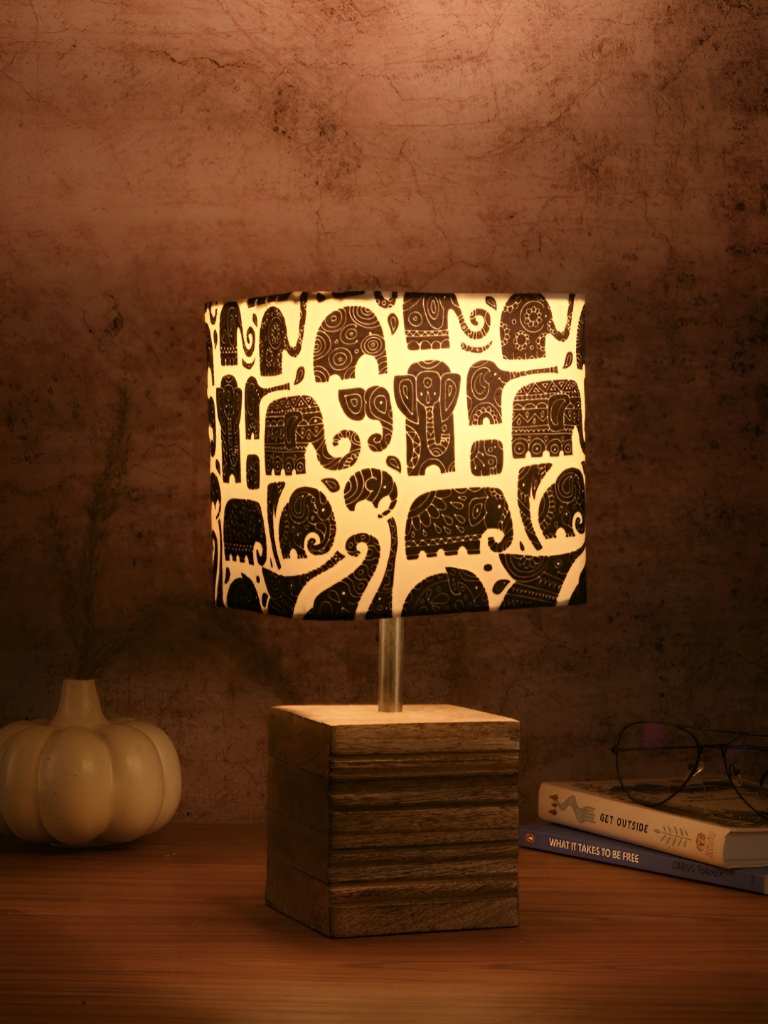 

green girgit Beige Printed Cylindrical Shaped Wooden Table Lamp with Bulb