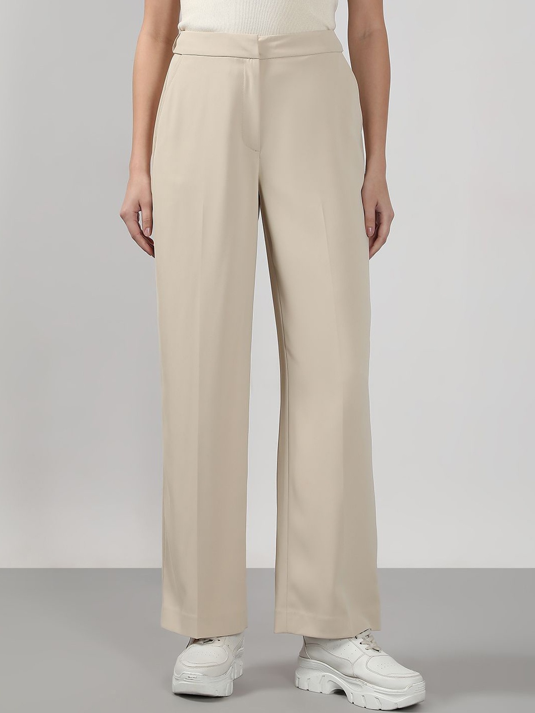 

Vero Moda Women Straight Fit High-Rise Culottes Trousers, Beige