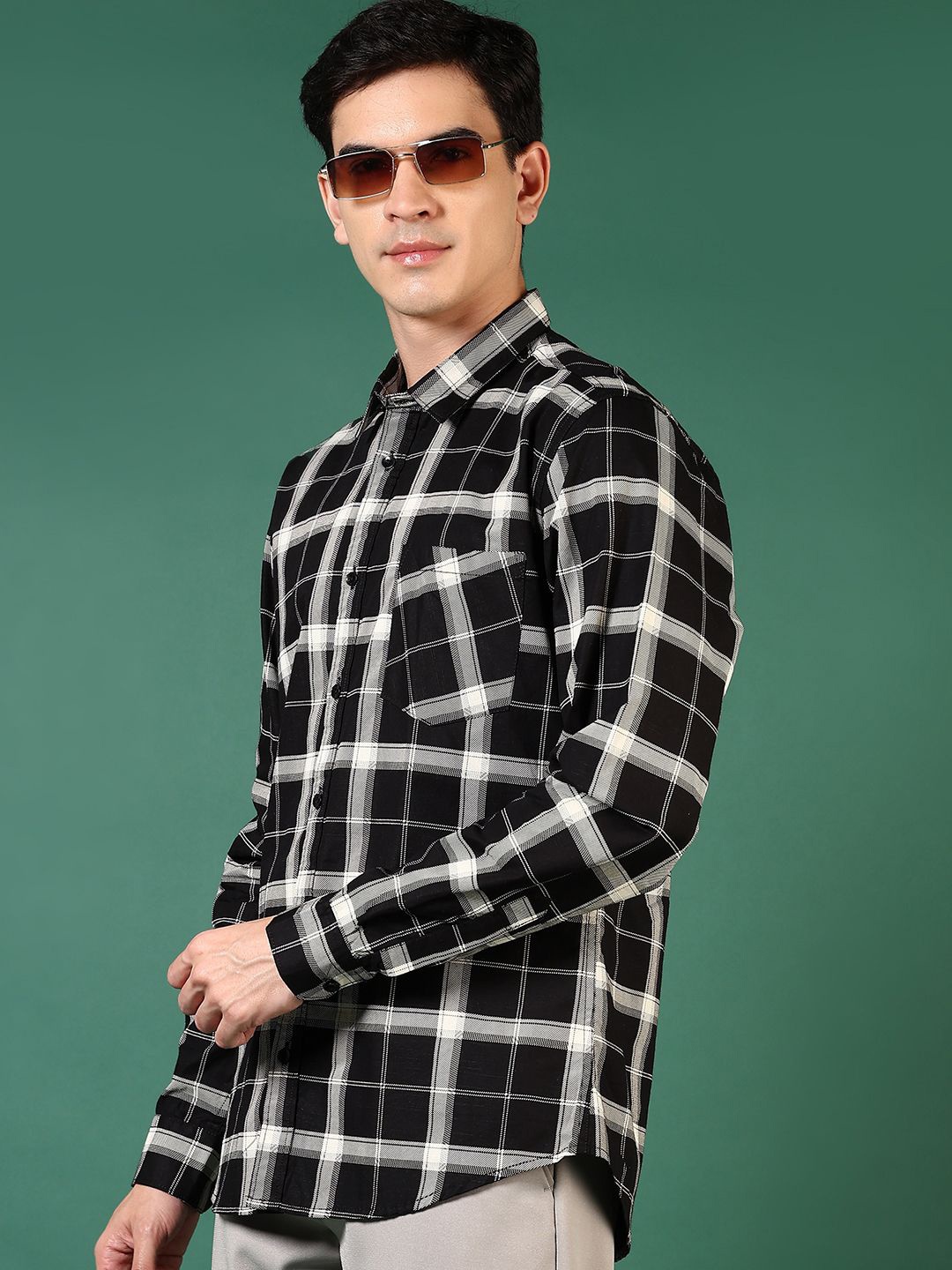 

V-Mart Men Tartan Checks Opaque Checked Casual Shirt, Black