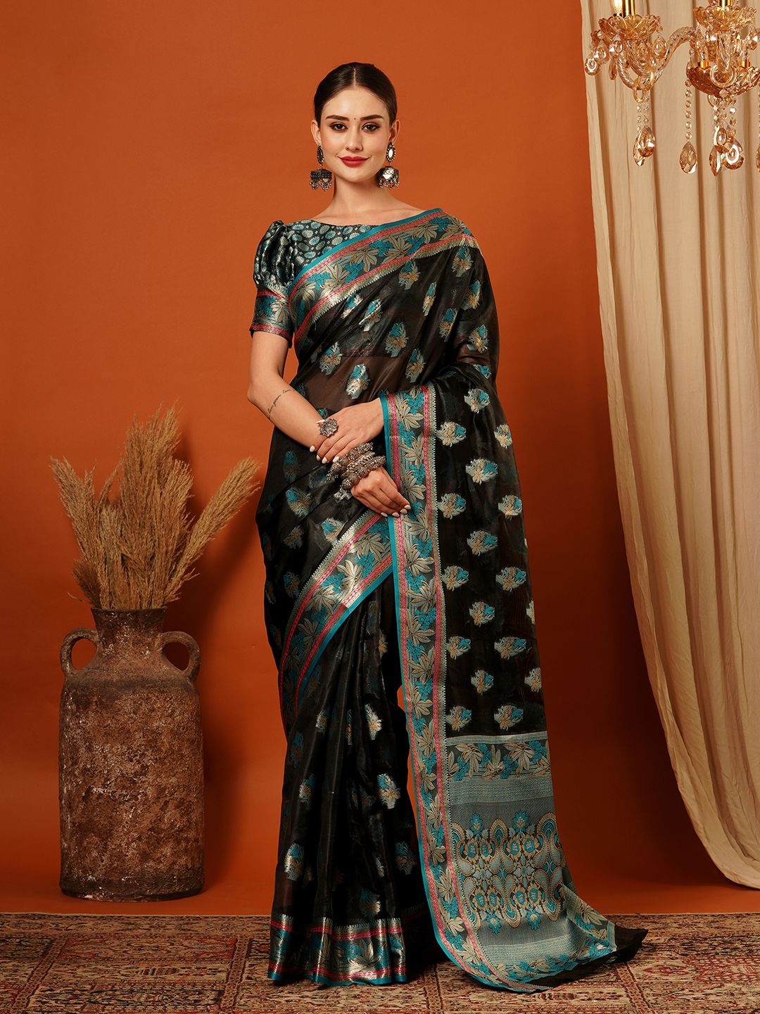 

SILKWEAR Ethnic Motifs Zari Organza Fusion Banarasi Saree, Black