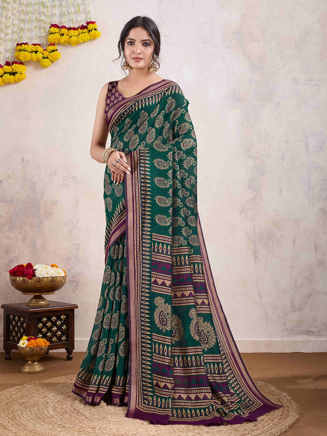 

Rekha Maniyar Ethnic Motifs Zari Pure Cotton Dabu Saree, Teal