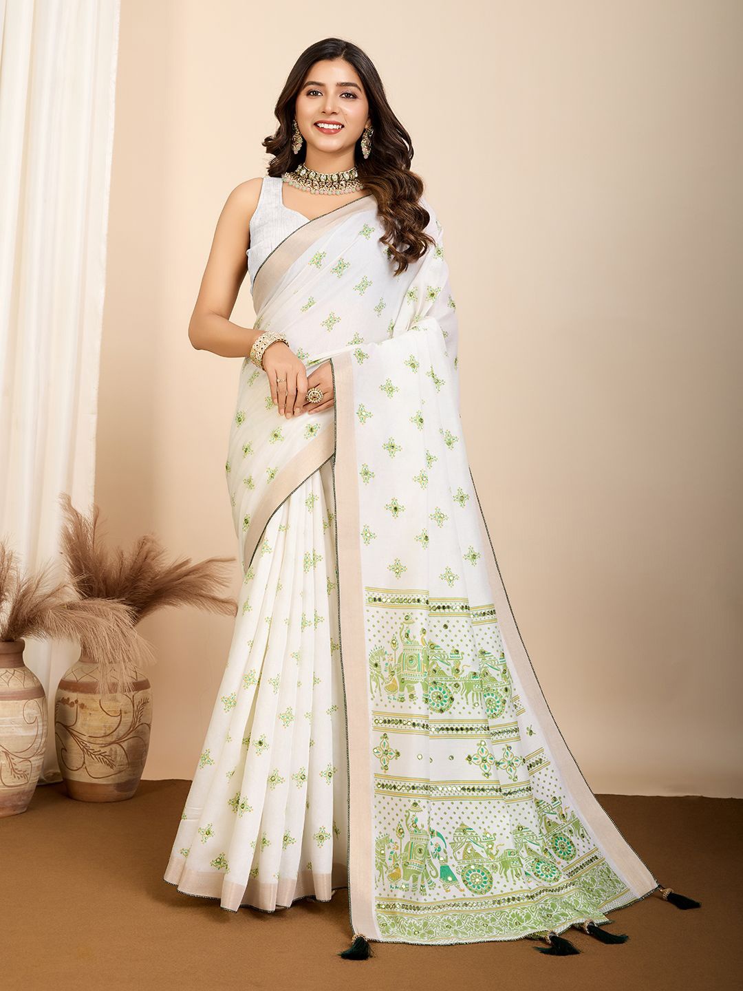 

Sarvada Ethnic Motifs Mirror Work Pure Cotton Saree, Green