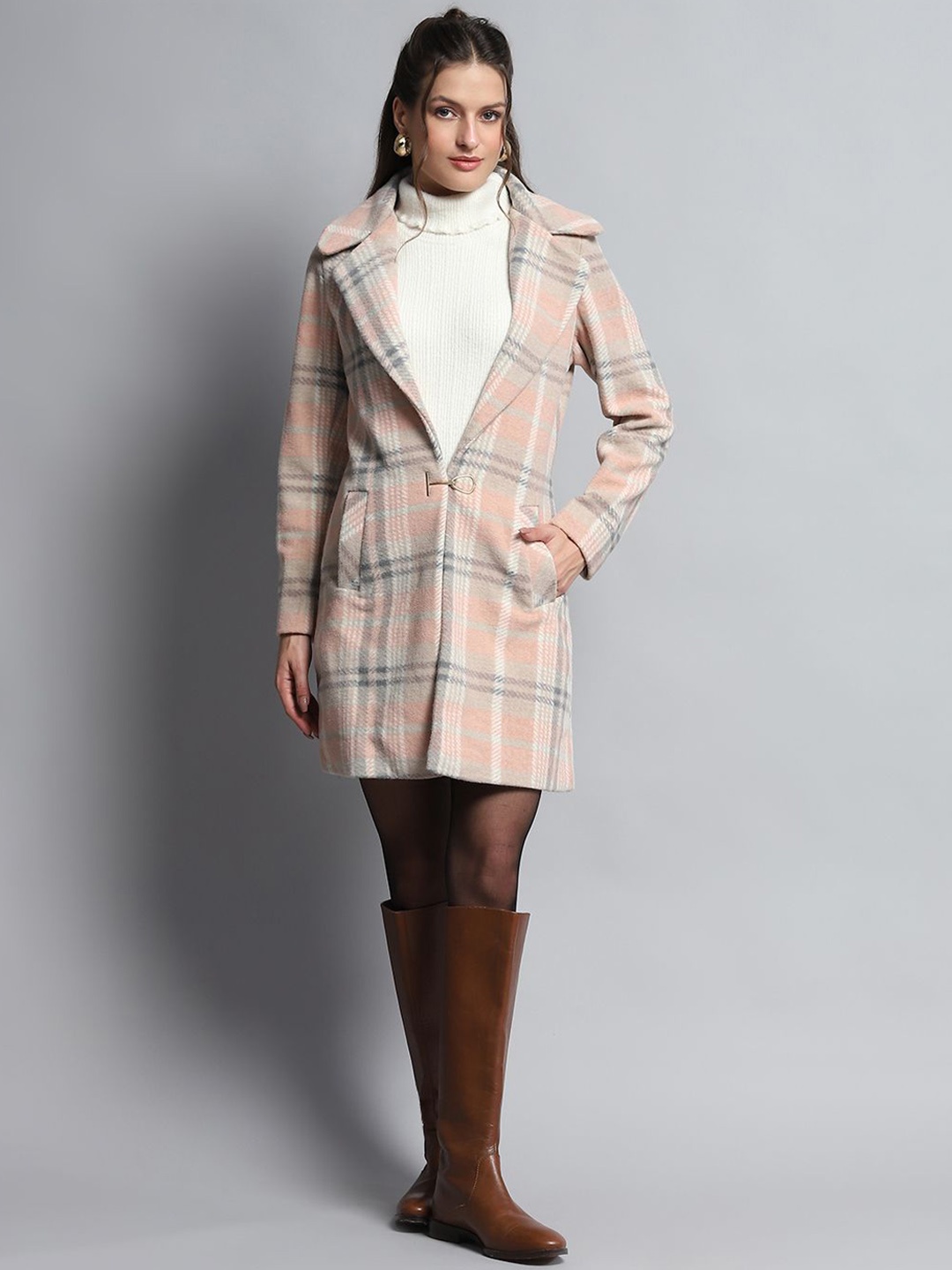 

Monte Carlo Checked Notched Collar Full Sleeves Single Breasted Coat, Coral