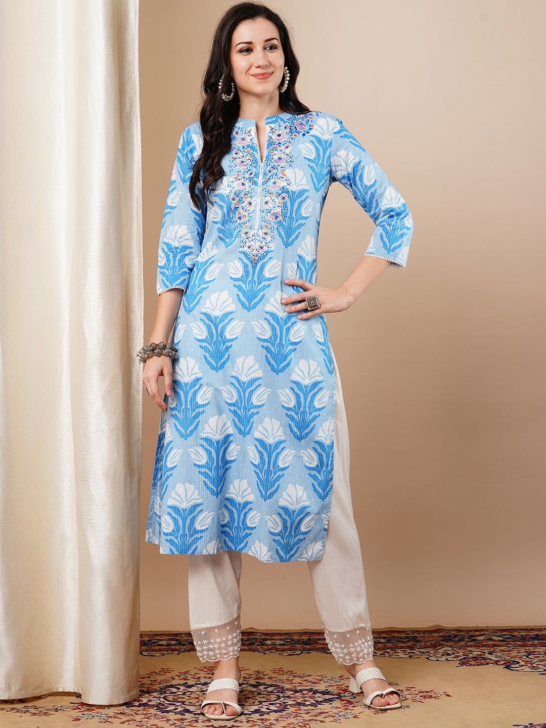 

FASHOR Women Ethnic Motifs Printed Sequinned Kurta, Blue