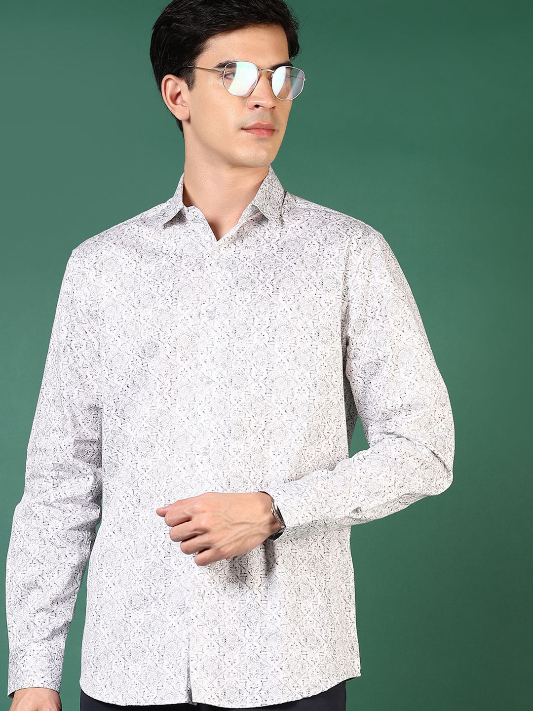

J White by Vmart Men Floral Opaque Printed Party Shirt