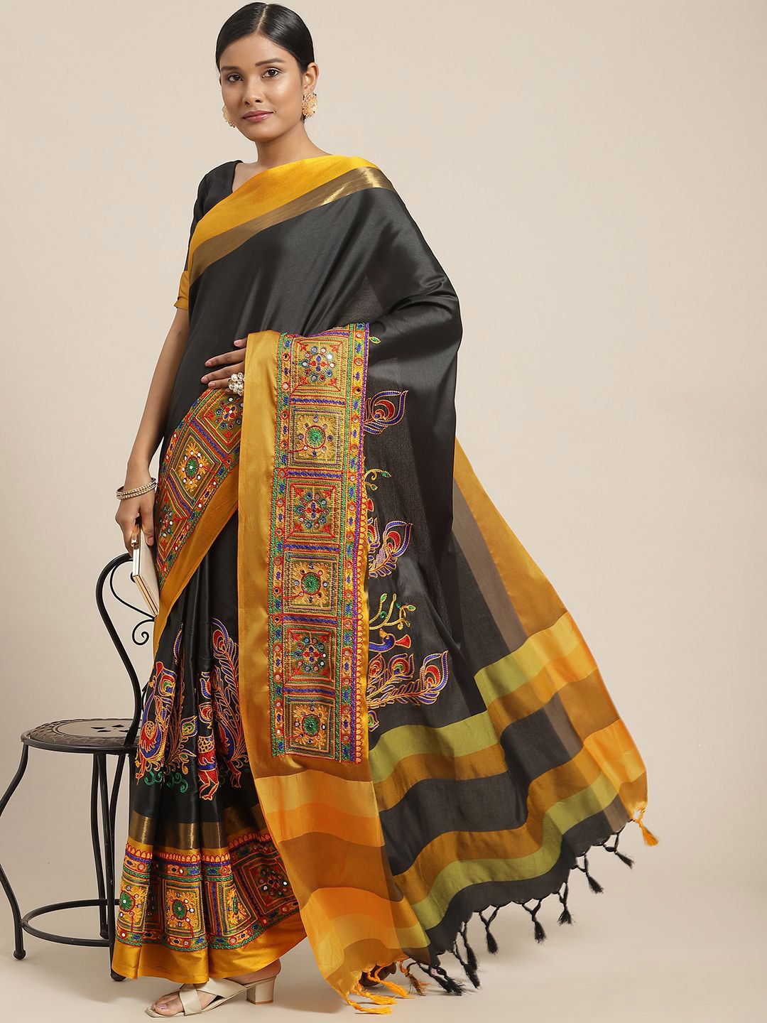 

DIVASTRI Ethnic Motifs Embroidered Silk Cotton Banarasi Saree, Black