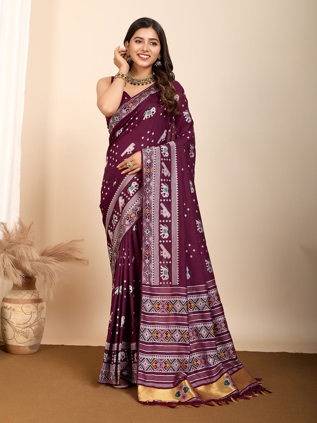 

ORUS Woven Design Zari Pure Silk Patola Saree, Magenta