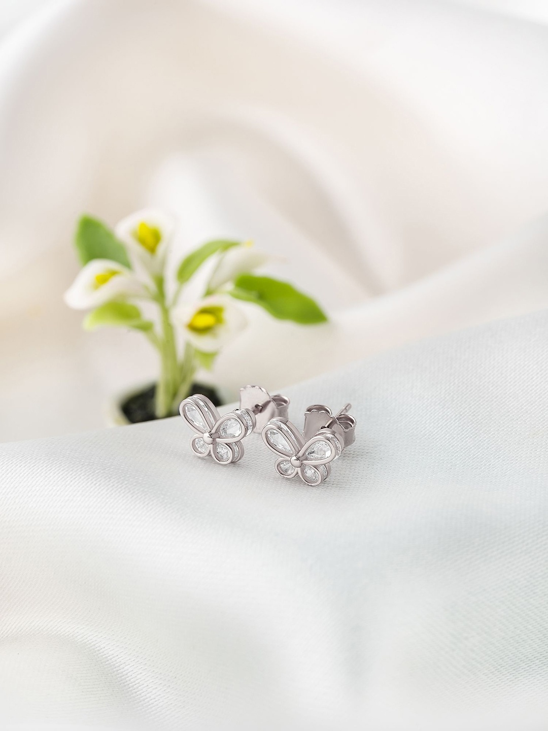 

SILBERRY 925 Sterling Silver Rhodium-Plated Cubic Zirconia Studded Butterfly Shaped Studs