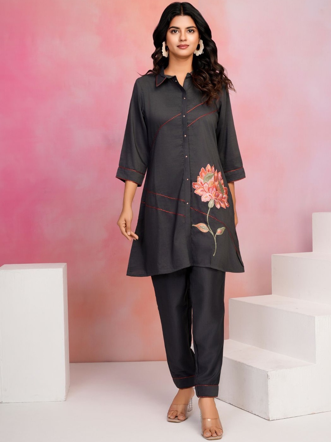 

Kaftanize Floral Embroidered Shirt Collar Co-Ords, Grey
