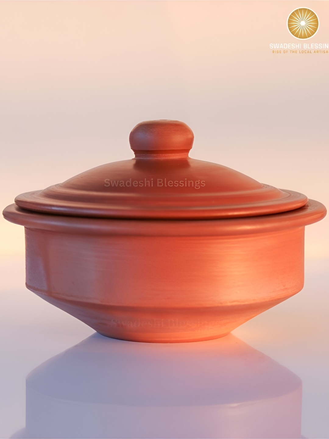 

Swadeshi Blessings Pot with Serving with Lid Dahi Handi Mud Handi Mitti Ke Bartan 1L, Red