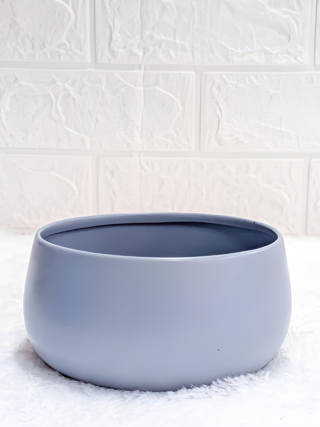 

Floral Boutique Blue Round Shaped Planter