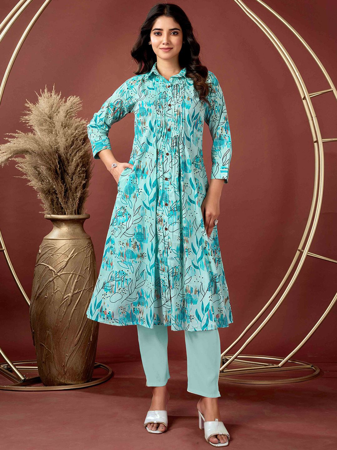 

Peachmode Floral Printed Shirt Collar Pure Cotton A-Line Kurta, Blue