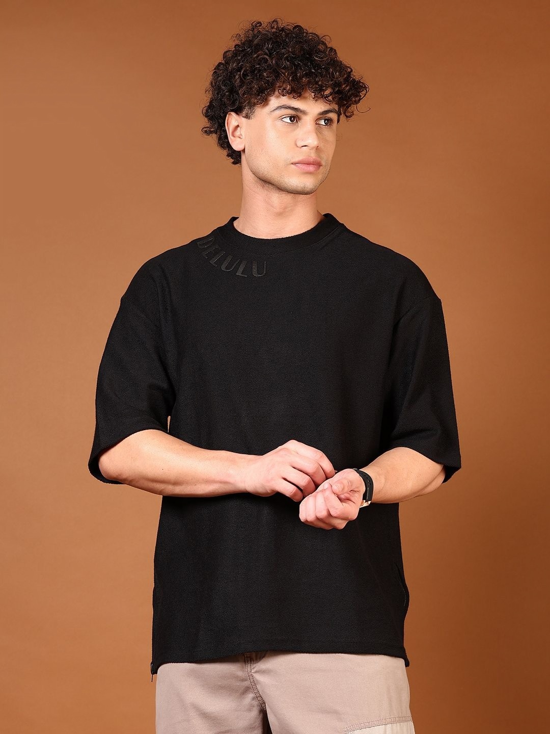 

V-Mart Men Solid Round Neck Cotton Oversized T-shirt, Black