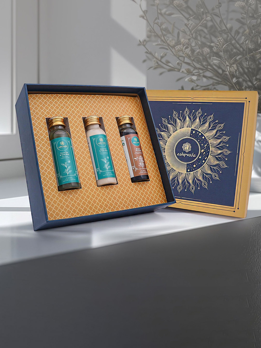 

ASHPVEDA Set Of 3 Go Frizz Free Kit - 50 ml Each, Teal