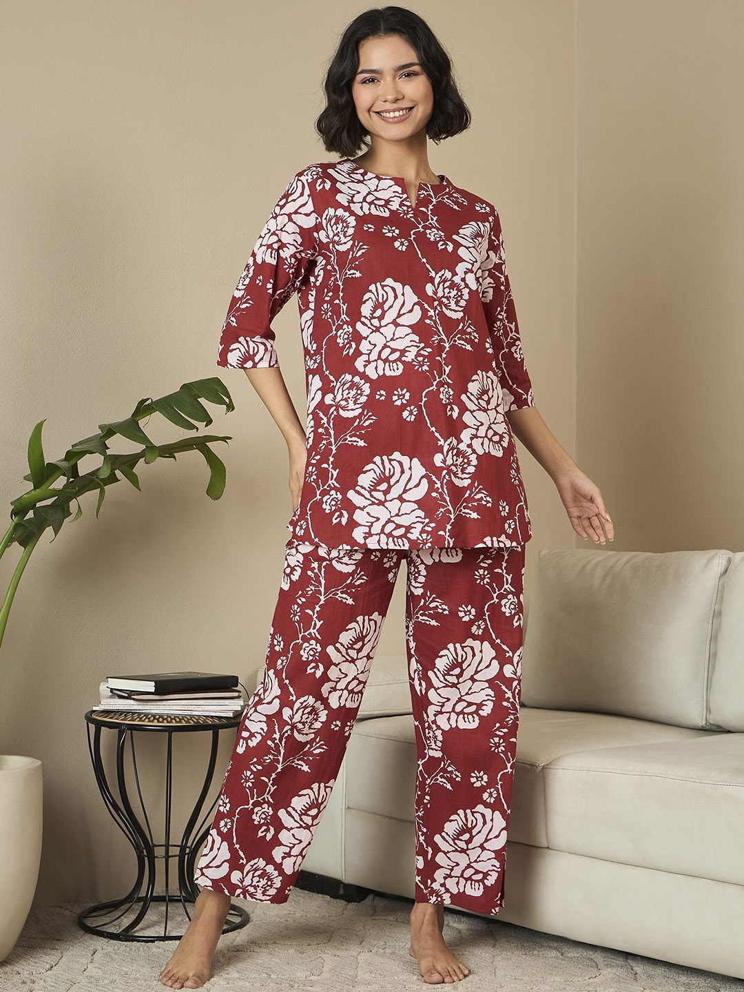 

July Women Printed Night suit, Red