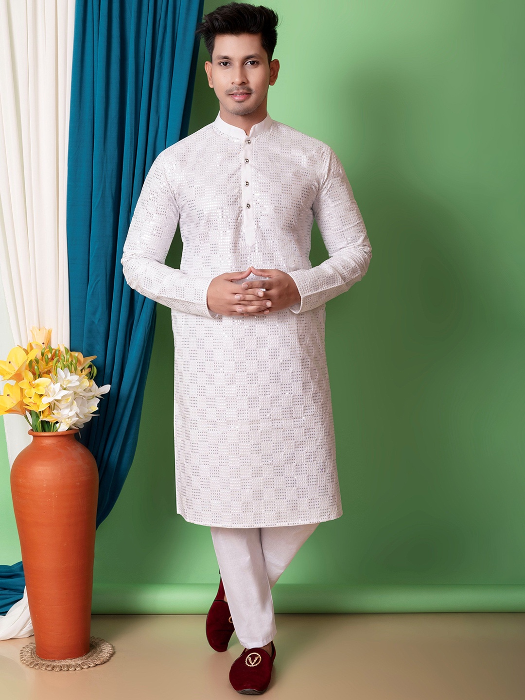 

NFC CREATION Geometric Embroidered Mandarin Collar Sequinned Straight Kurta With Trousers, White