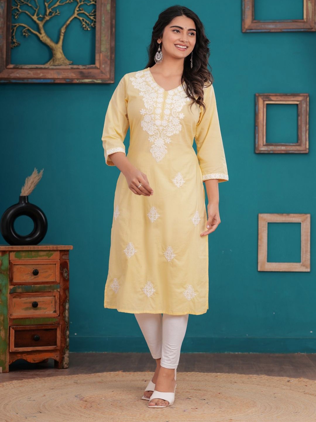 

RANI PRINTS Ethnic Motifs Chikankari V-Neck Pure Cotton Straight Kurta, Yellow