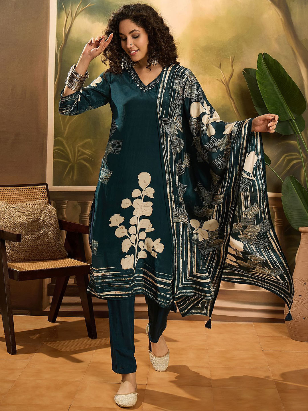 

Sangria Floral Printed V-Neck Straight Kurta With Trousers & Dupatta, Green
