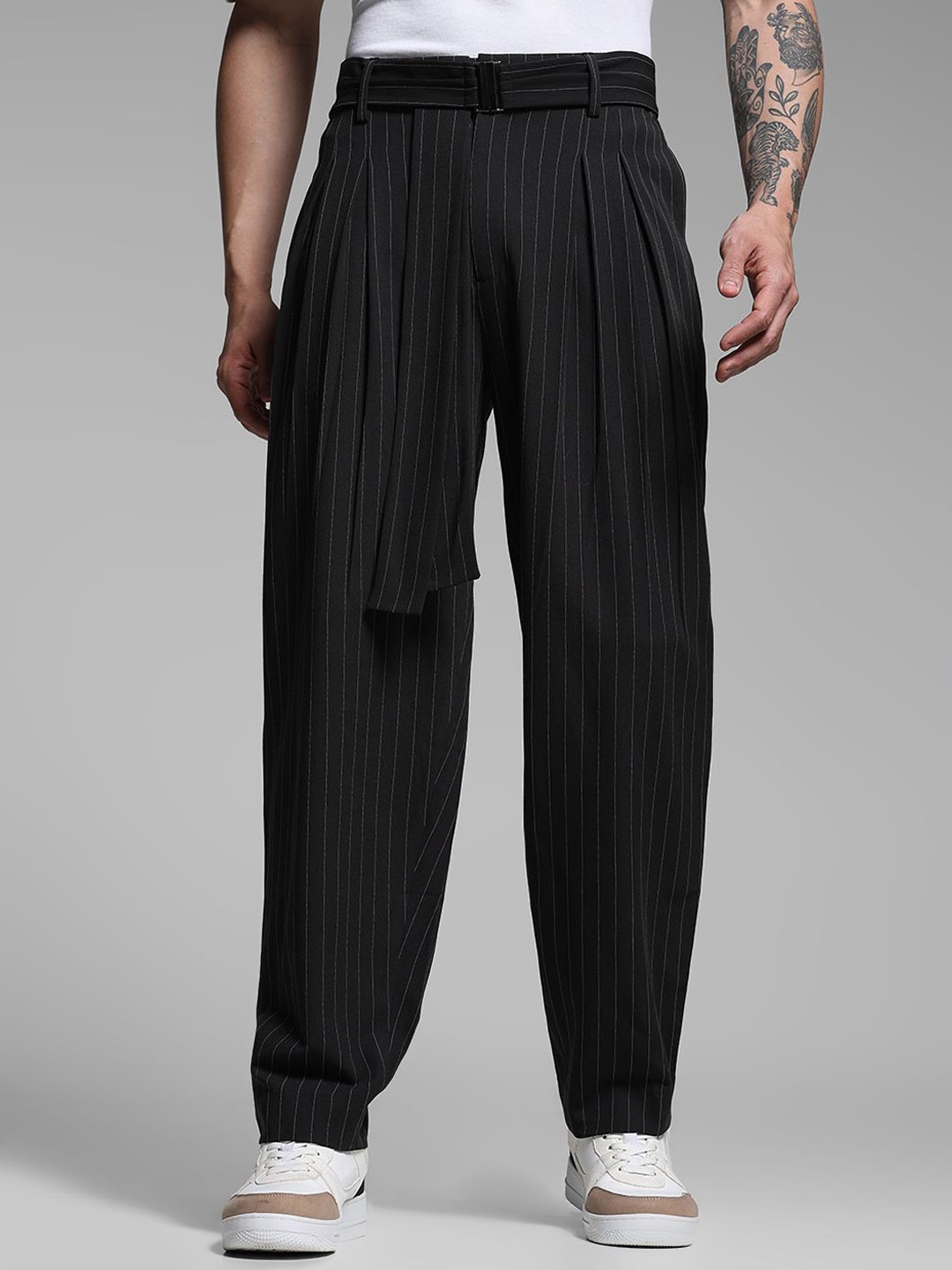 

Jack & Jones Men Striped Loose Fit Trousers, Black