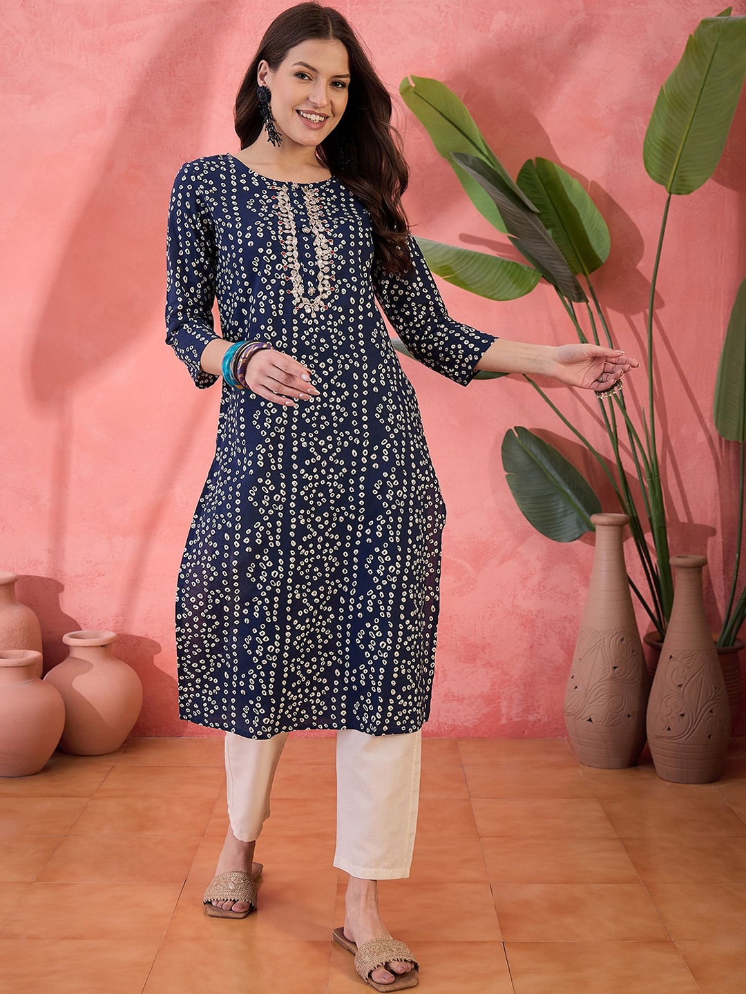 

Sangria Bandhani Printed Round Neck Pure Cotton Straight Kurta, Blue