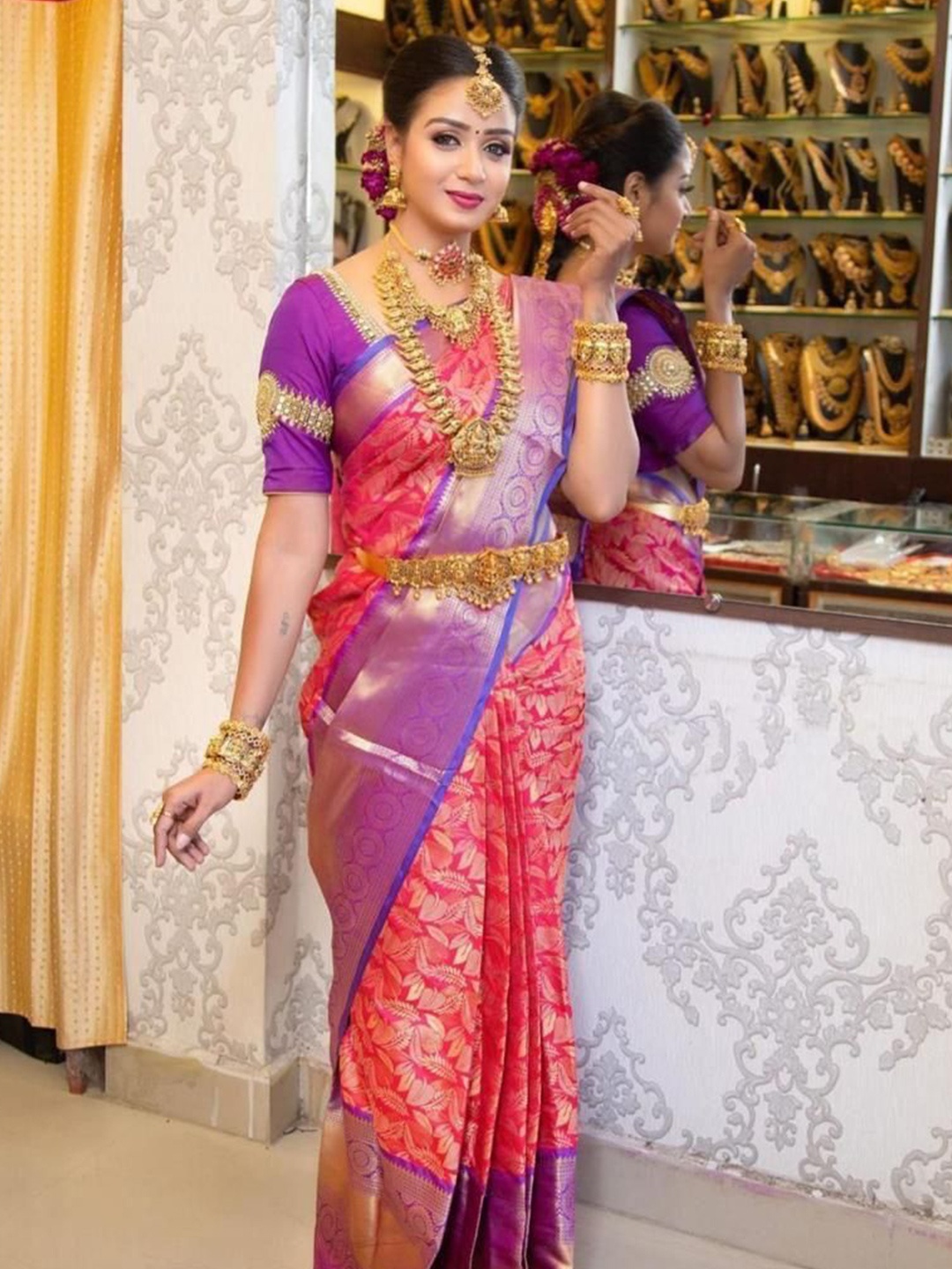 

Aika Woven Design Zari Pure Silk Banarasi Saree, Pink