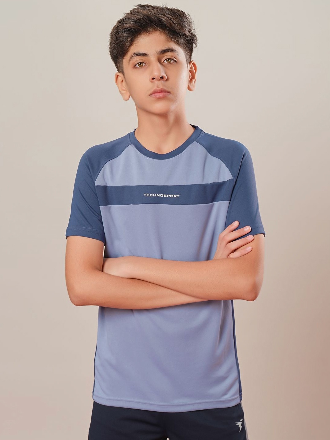 

Technosport Boys Colourblocked Pockets Slim Fit T-shirt, Navy blue