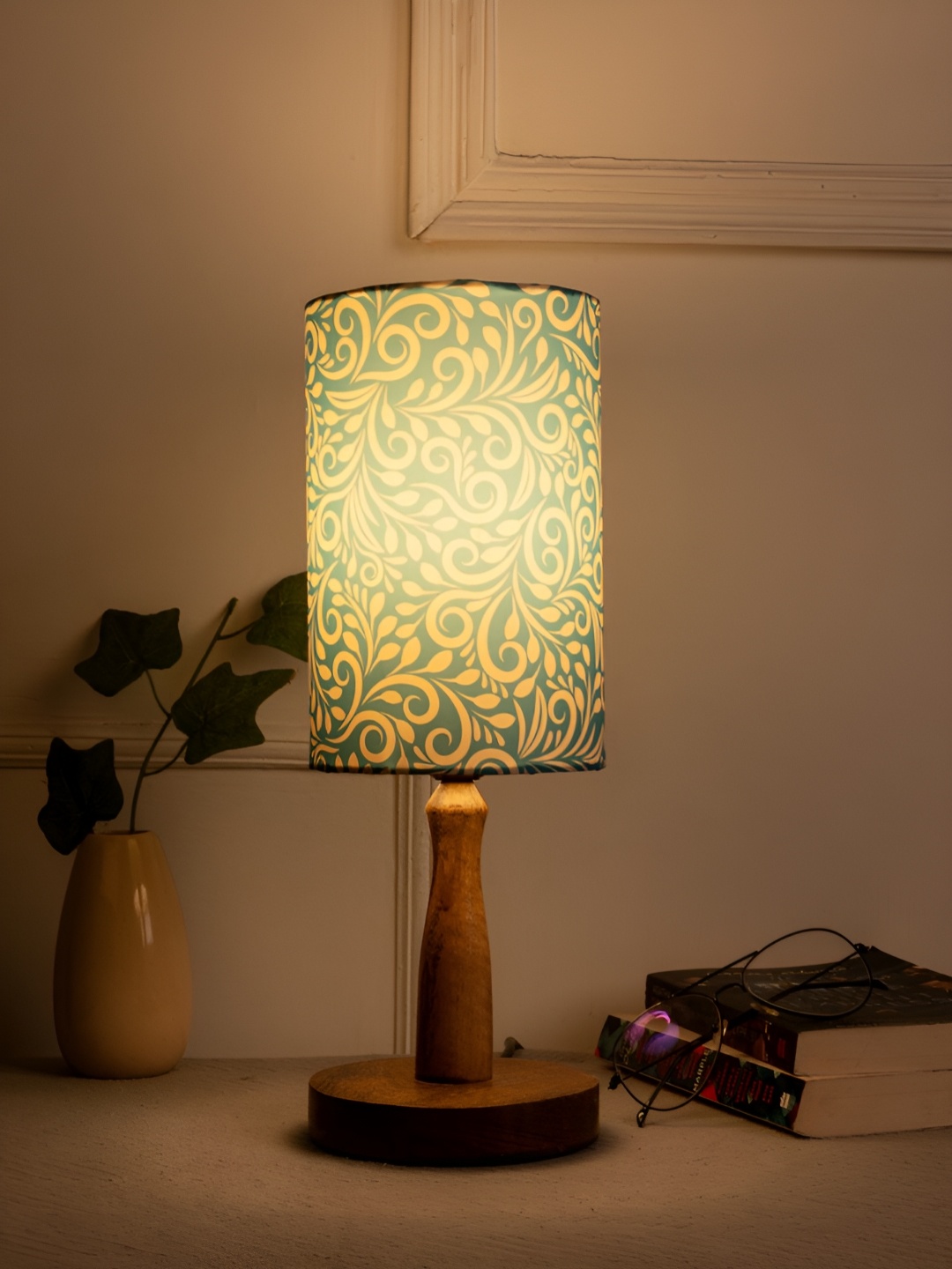 

green girgit Brown & Blue Printed Cylindrical Shaped Wooden Table Lamp With Bulb