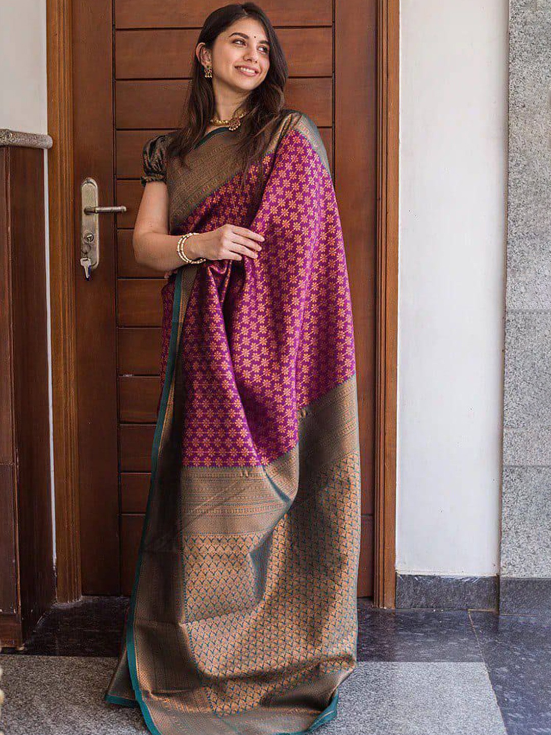 

LADY SHOPI Woven Design Zari Pure Silk Banarasi Saree, Purple