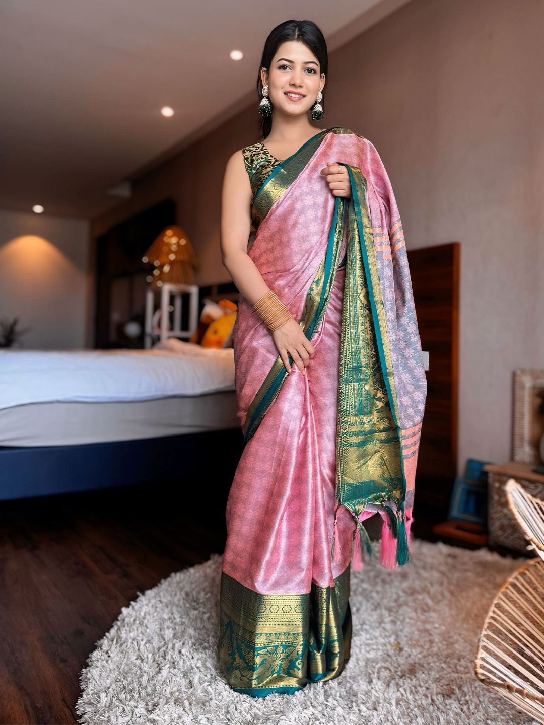 

SILKWEAR Woven Design Zari Silk Cotton Mysore Silk Saree, Peach