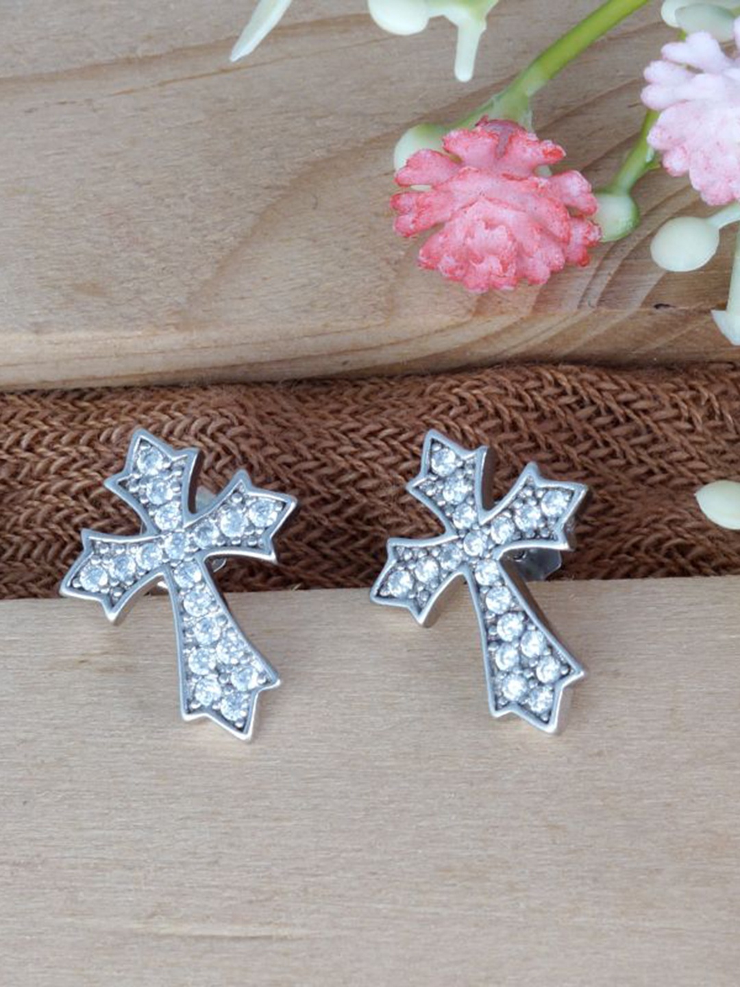 

Tuanz Silver Jewelry 925 Sterling Silver Rhodium-Plated Stones Studded Quirky Shaped Studs