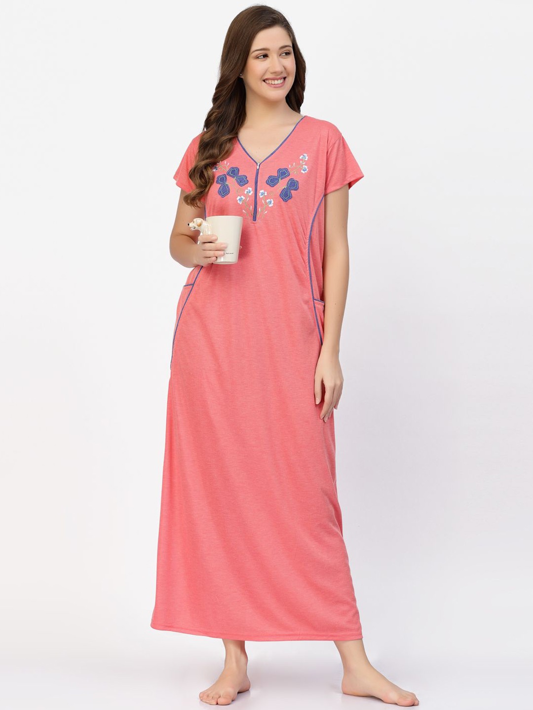 

CHUI MUI Maxi Nightdress, Rust