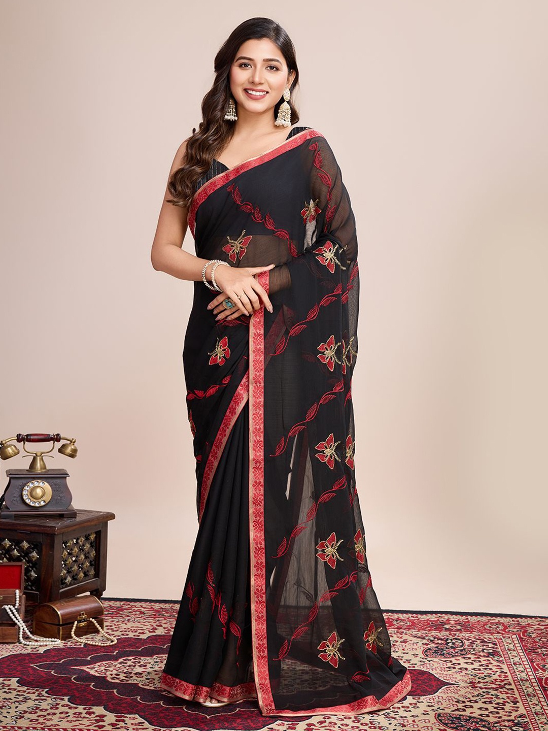 

Iris Embellished Embroidered Pure Georgette Saree, Red