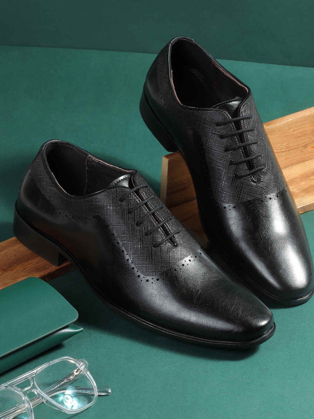 

Metro Men Formal Brogues, Black