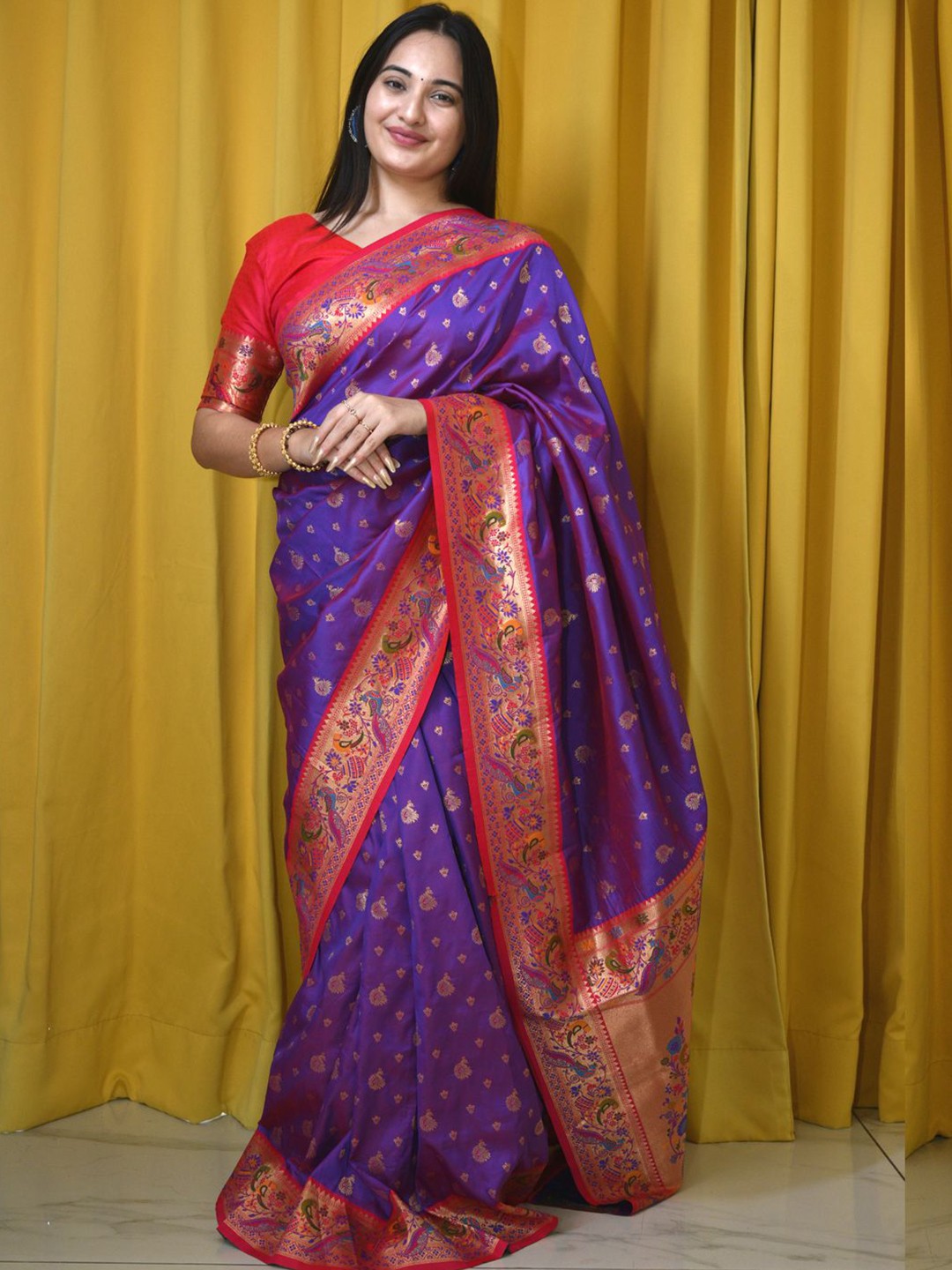 

DIVASTRI Woven Design Zari Silk Blend Paithani Saree, Purple