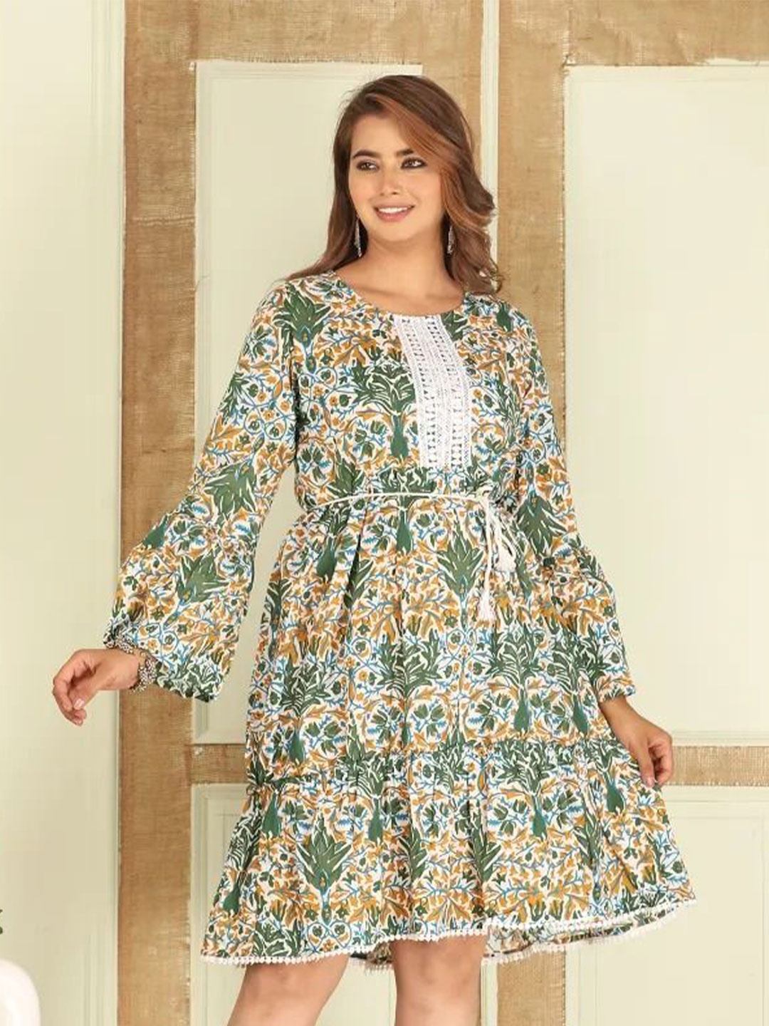 

Aaheli Women Kaleidoscope Dream Prined Fit and Flare Dress, Green