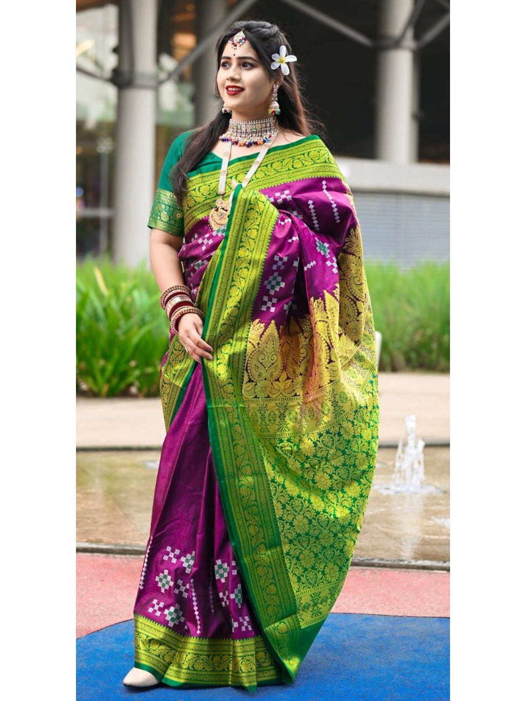 

GS CREATION Woven Design Zari Art Silk Banarasi Saree, Purple