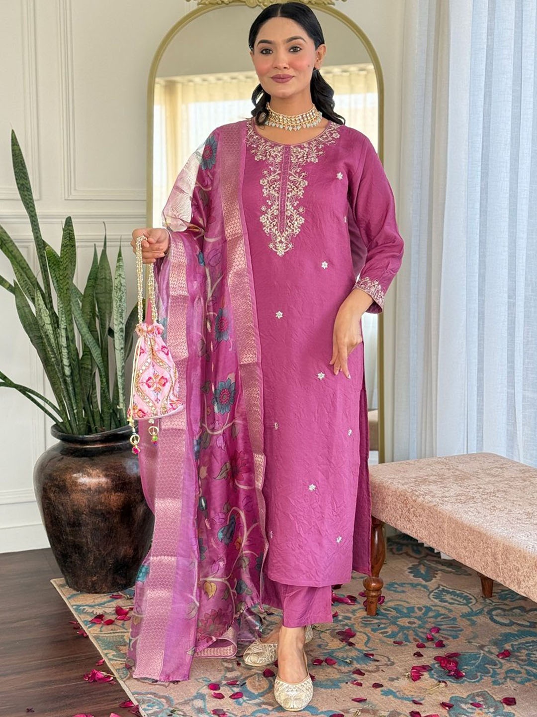 

KOTRONS Embroidered Thread Work Chanderi Silk Kurta With Trousers & Dupatta, Pink