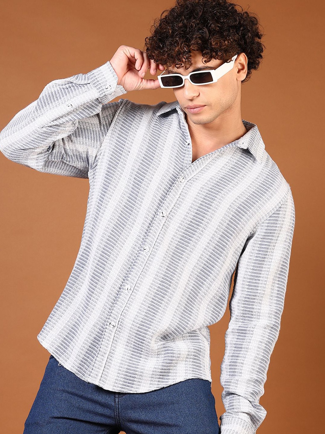 

V-Mart Men Horizontal Stripes Opaque Striped Casual Shirt, Blue