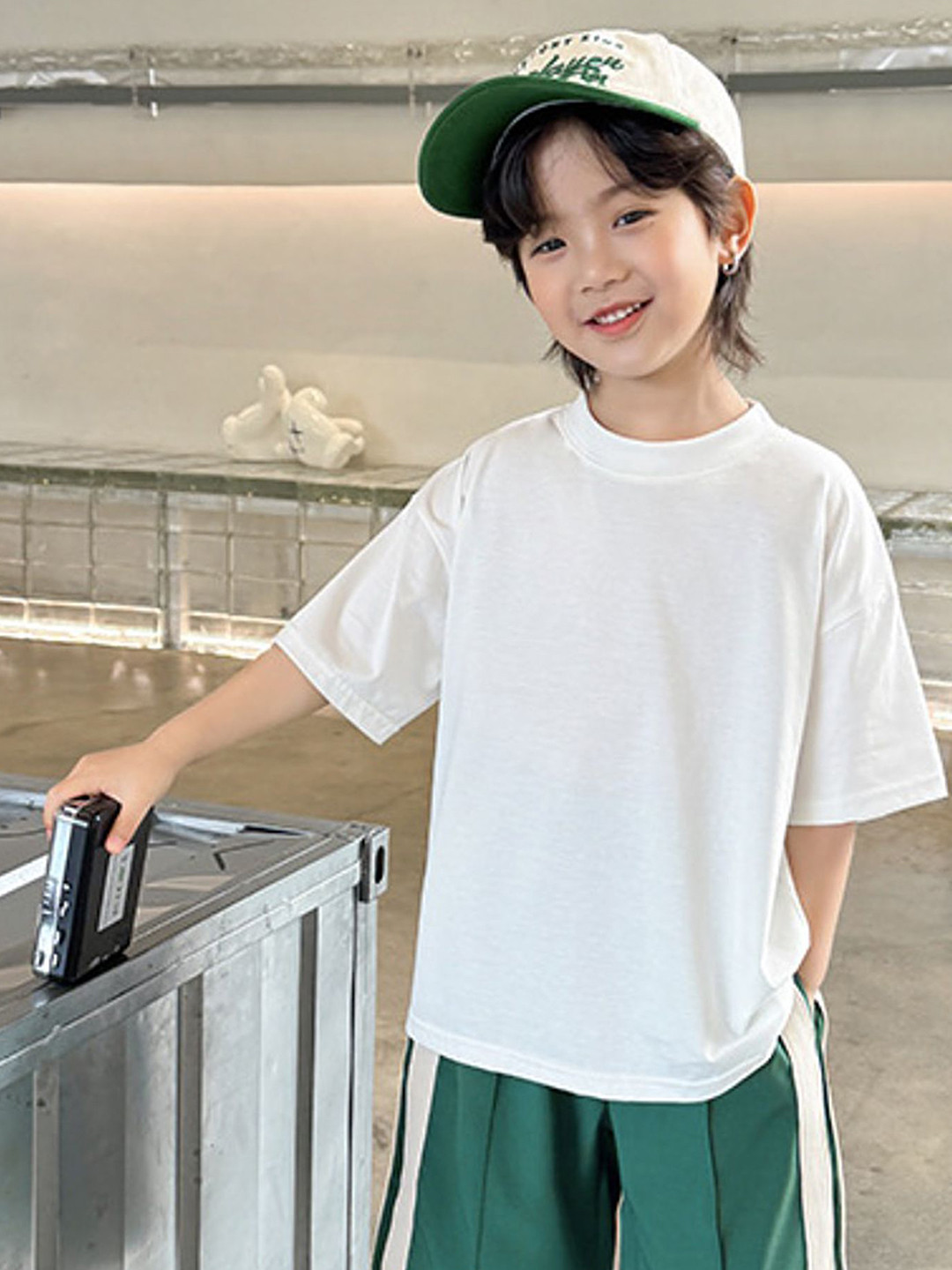 

LULU & SKY Boys Solid Round Neck Cotton Oversized T-shirt, White