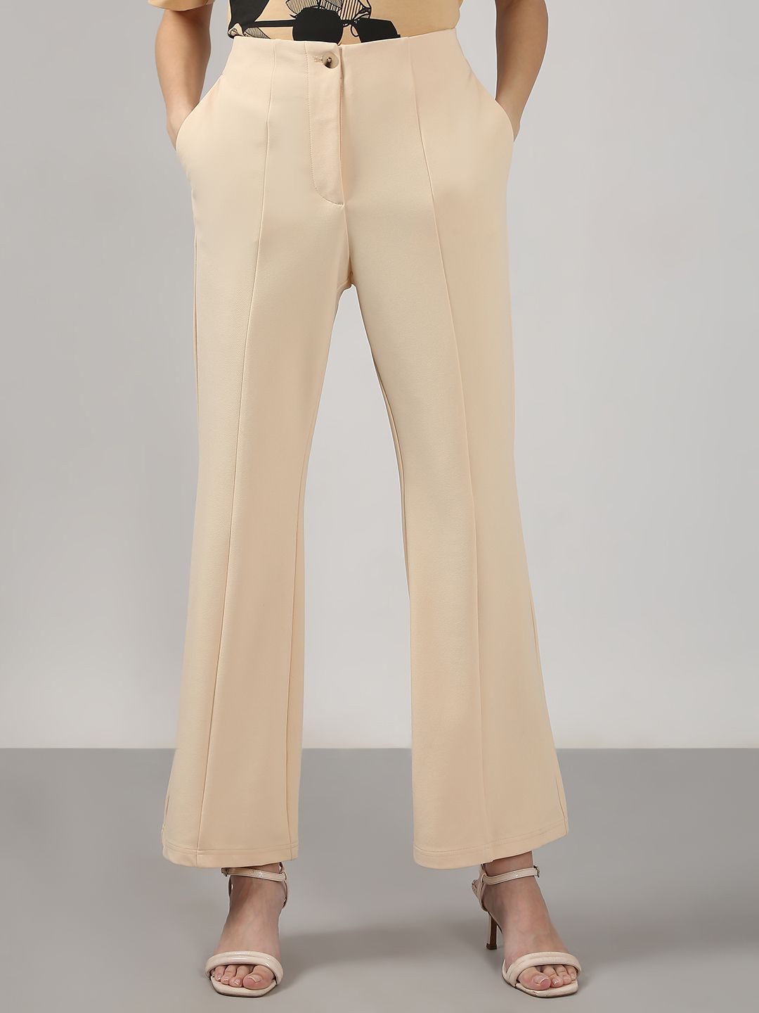 

Vero Moda Women Flared High-Rise Trousers, White