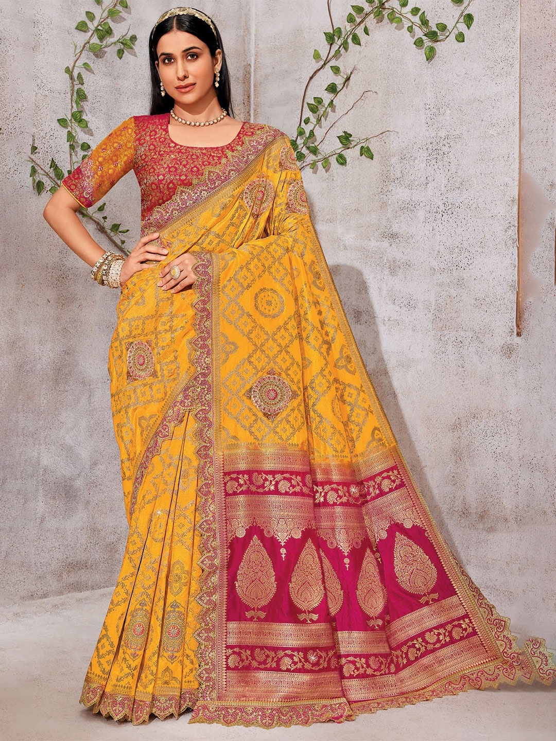 

MAHALASA Ethnic Motifs Embroidered Pure Silk Handloom Saree, Mustard