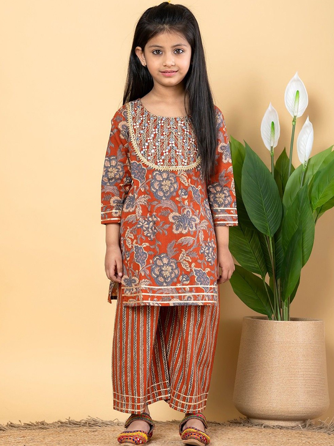 

Readiprint Girls Floral Embroidered Cotton Straight Kurti With Palazzos, Orange