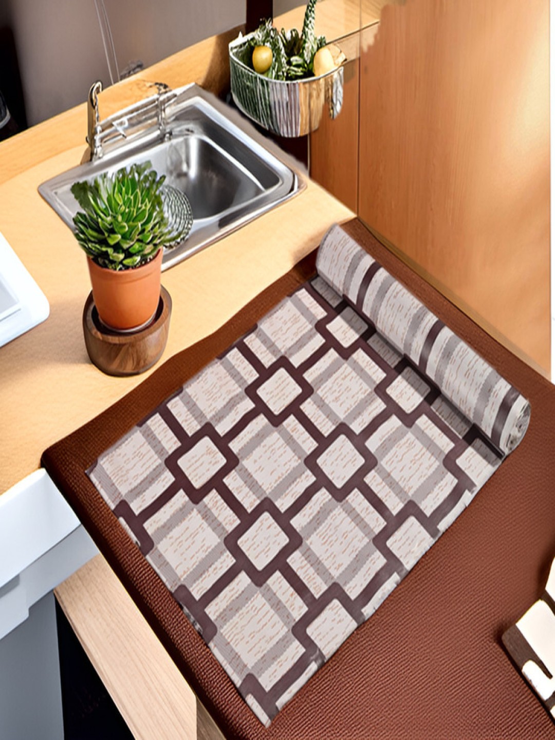 

REVEXO Black & White Printed Water-Resistant Shelf Liner