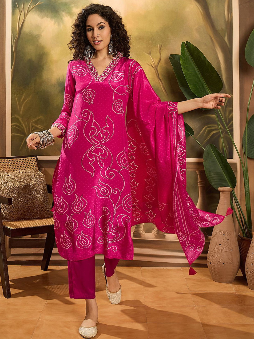 

Sangria Bandhani Printed Zari Work V-Neck Straight Kurta With Trousers And Dupatta, Magenta