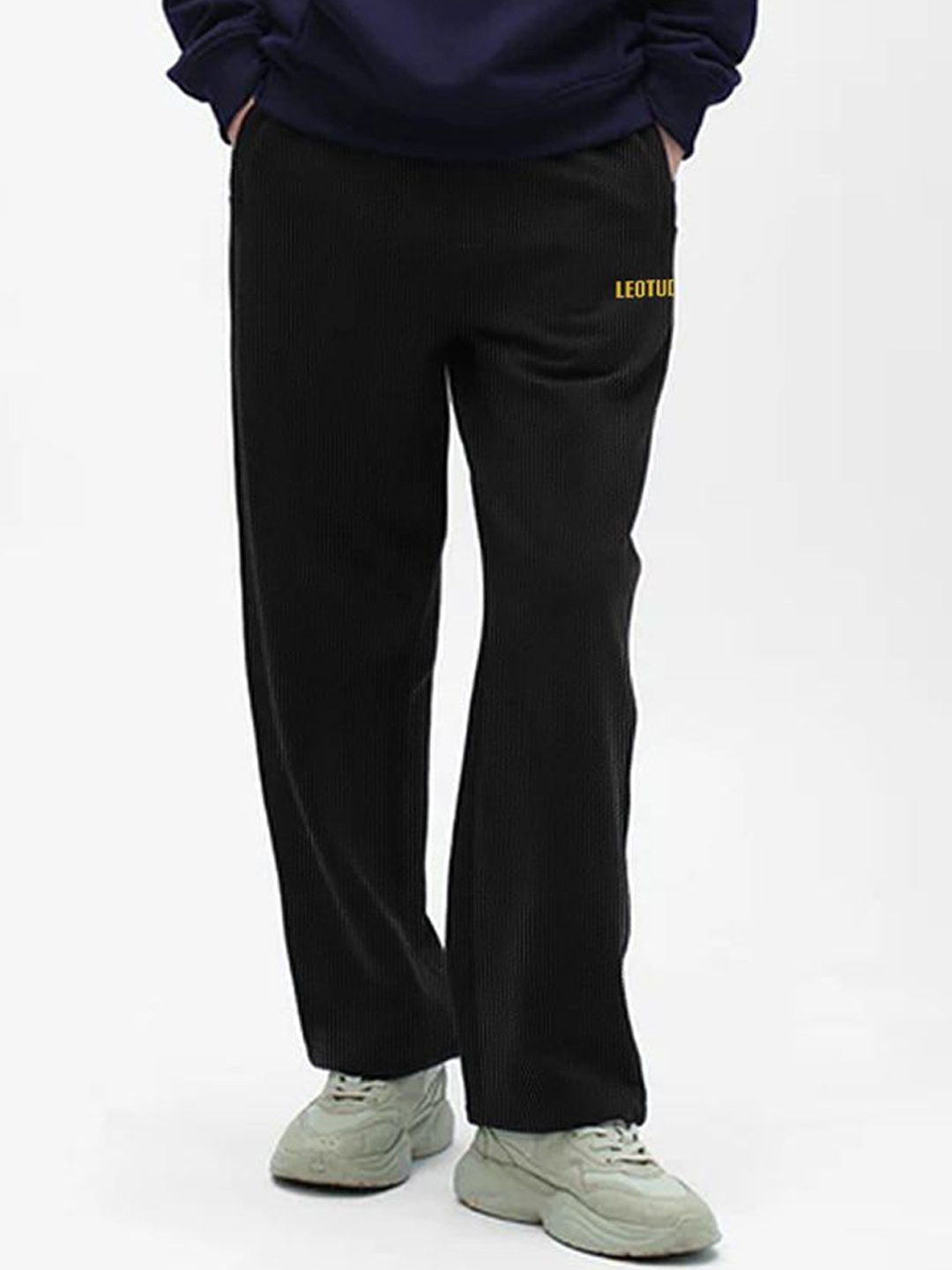

Leotude Women Loose Fit Joggers Trousers, Black