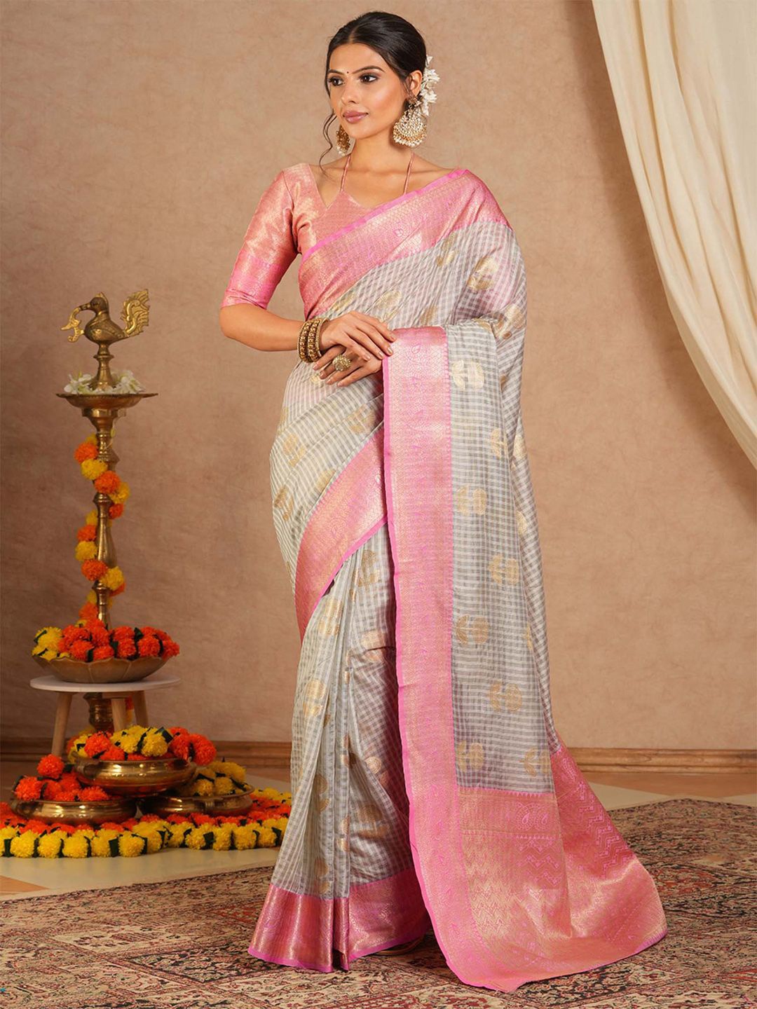 

Saree mall Ethnic Motifs Designer Sungudi Sarees, Grey