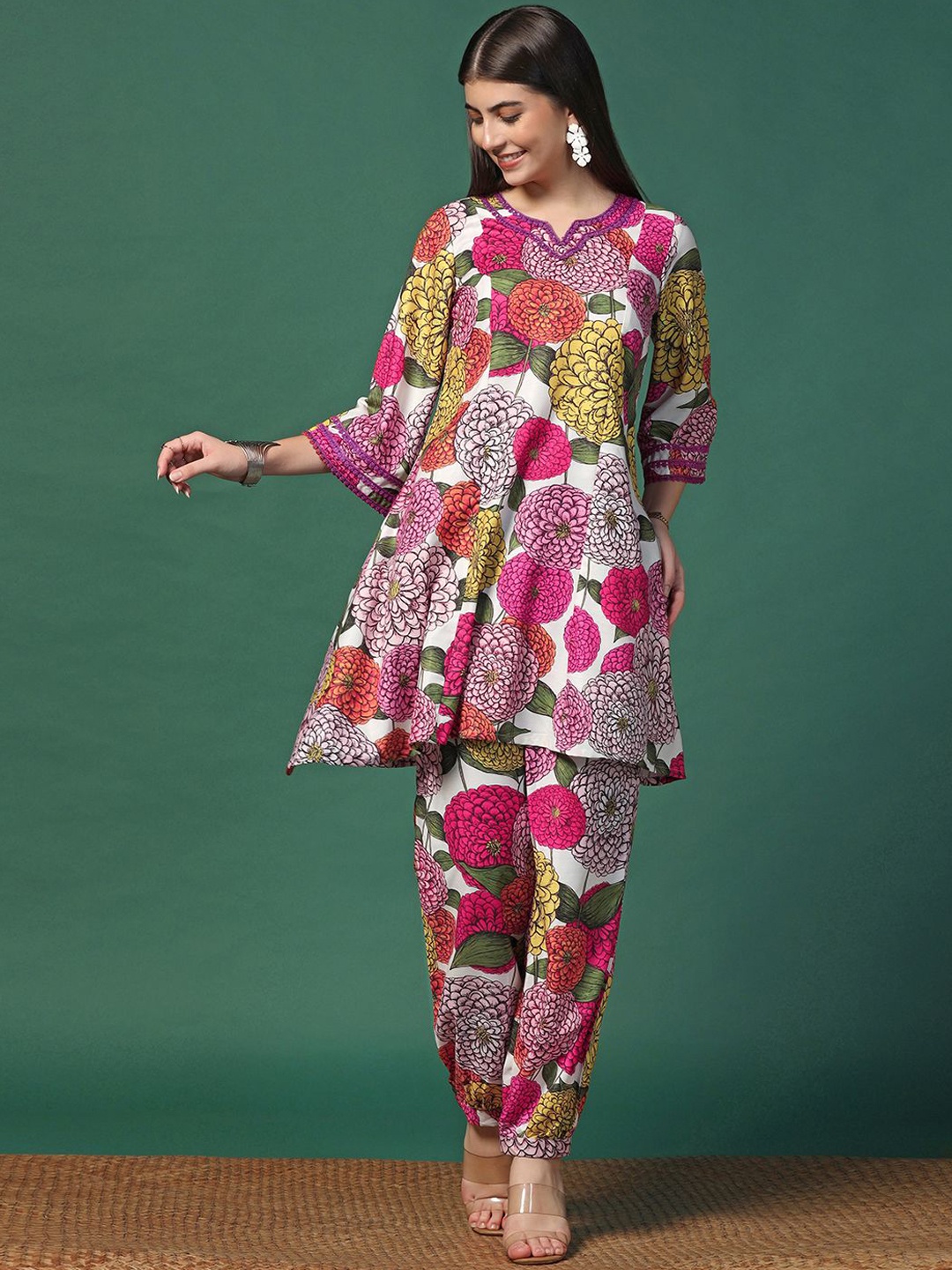 

Sangria Floral Printed Notch Neck A-Line Kurta With Trousers, White