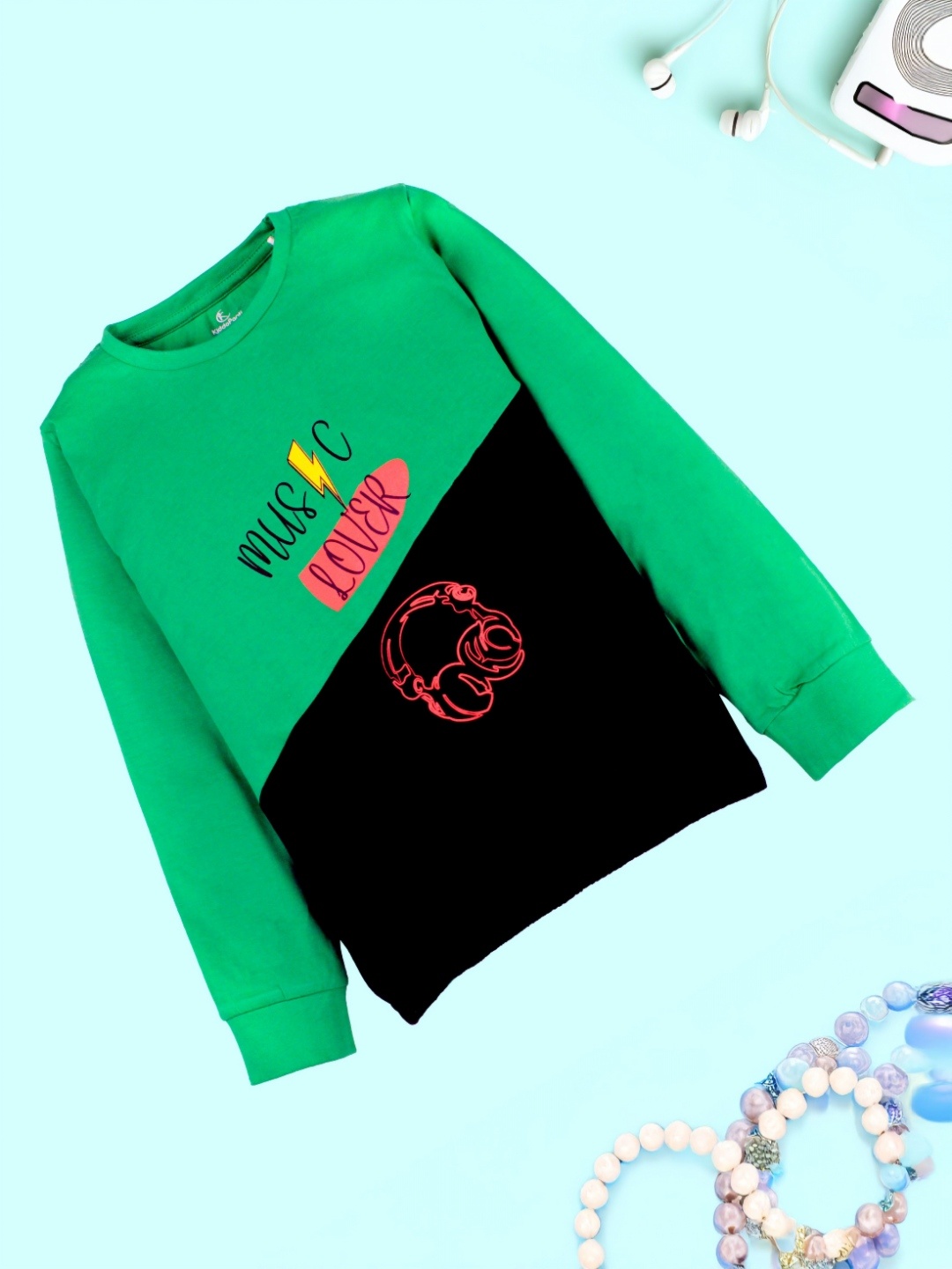 

KiddoPanti Girls Printed Cut Outs T-shirt, Green
