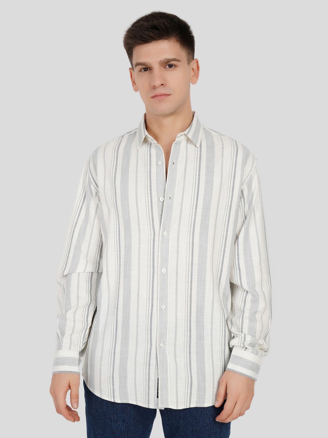 

Underrated Club Men Opaque Striped Casual Shirt, White